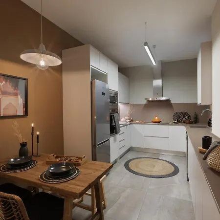 Apartament Spacest - Carrer D'enric Granados D *